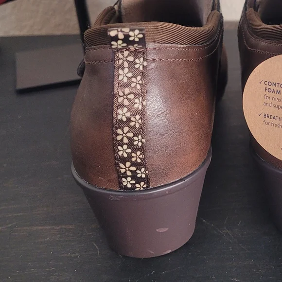 NWOT JBU Gali Vegan Upper Slip-On Shoes - Picture 11 of 11